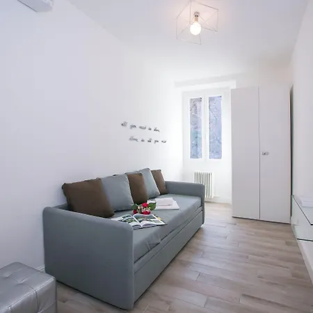 Royale Apartment